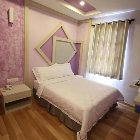 Sunshine Inn Plus Malacca Exterior photo