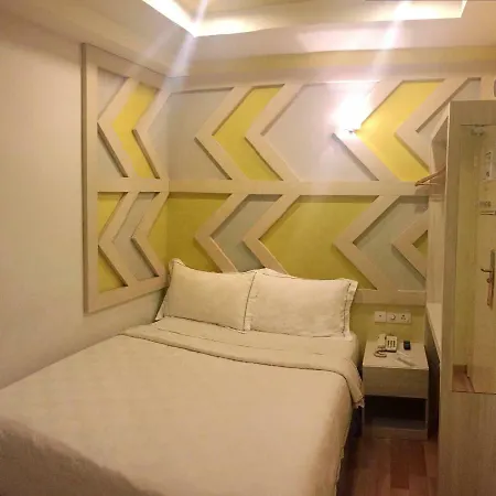 Sunshine Inn Plus Malacca Exterior photo