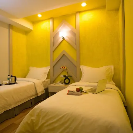 Sunshine Inn Plus Malacca Exterior photo
