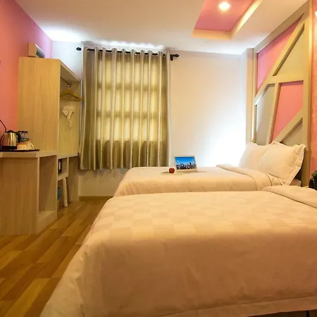 Sunshine Inn Plus Malacca Exterior photo