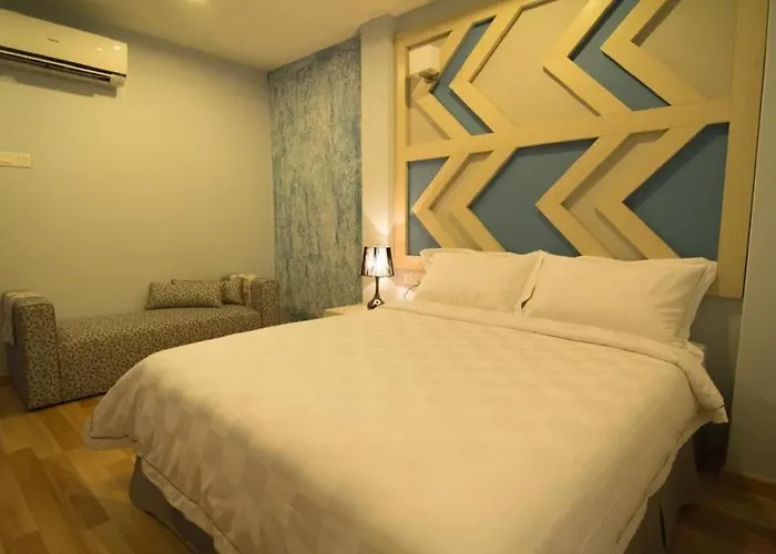 Sunshine Inn Plus