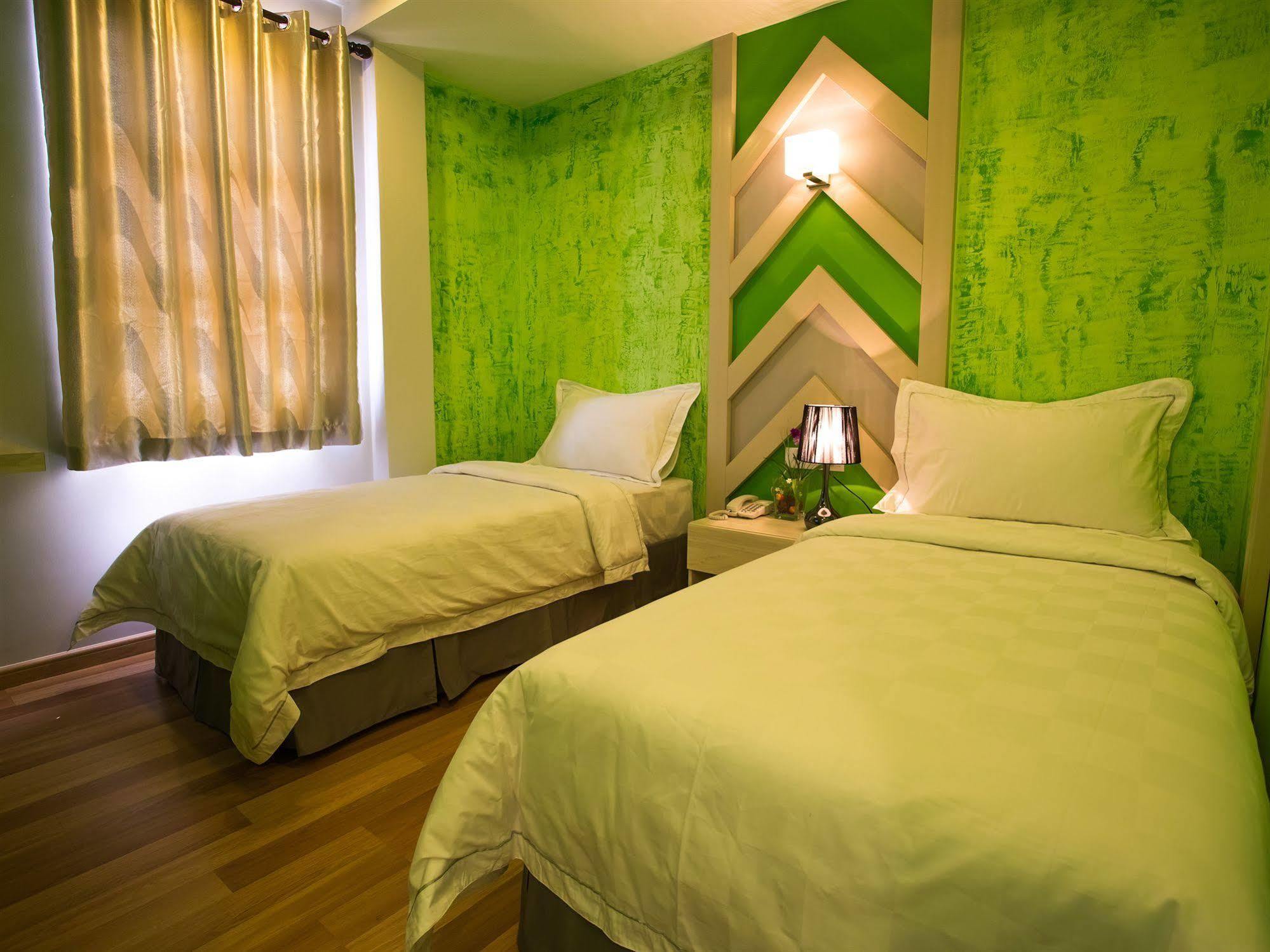Hotel Sunshine 2*