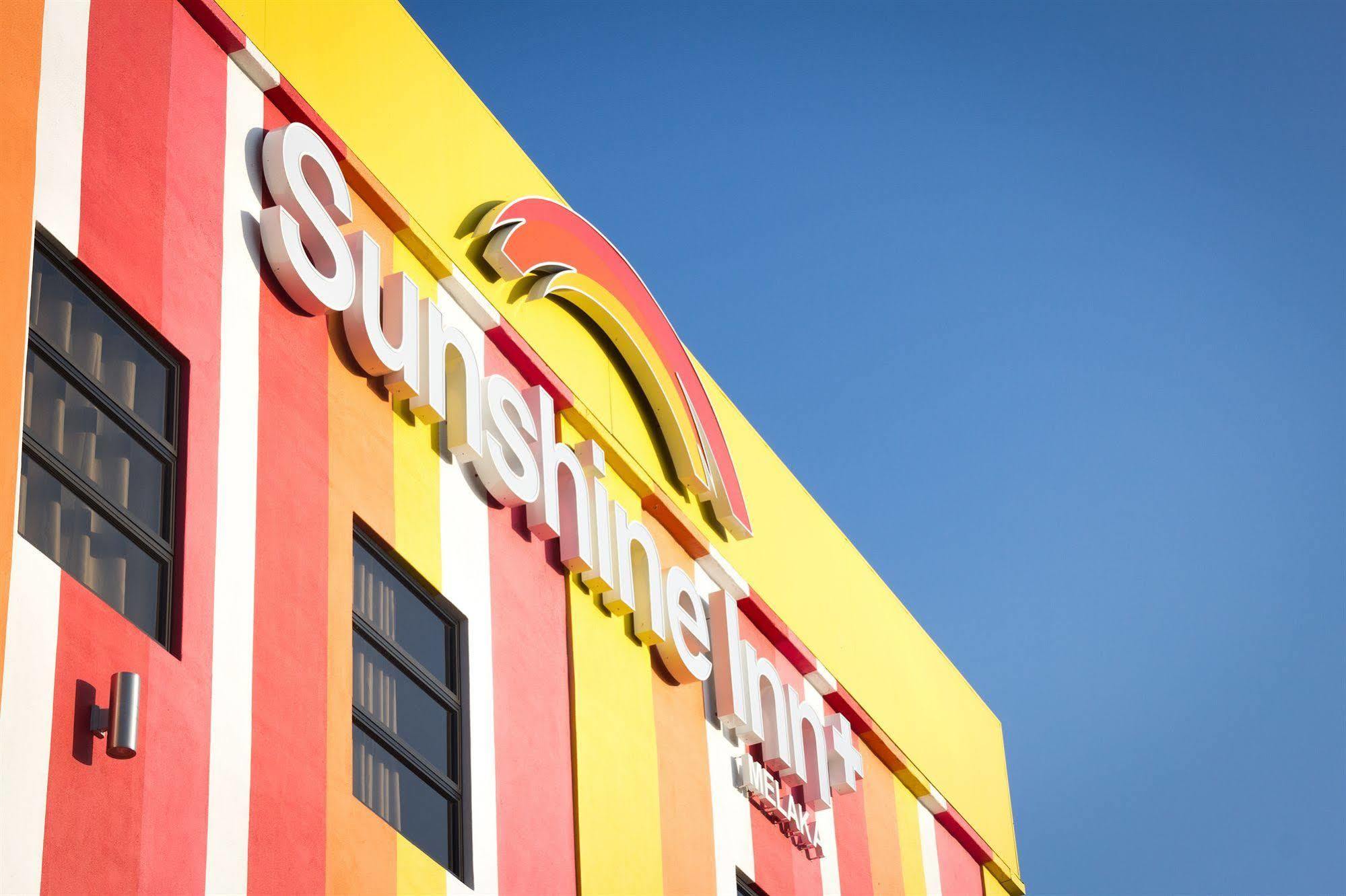Sunshine Hotel 2*